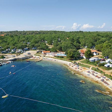 Fkk Adriatika In Fkk Solaris Naturist Resort Poreč Extérieur photo